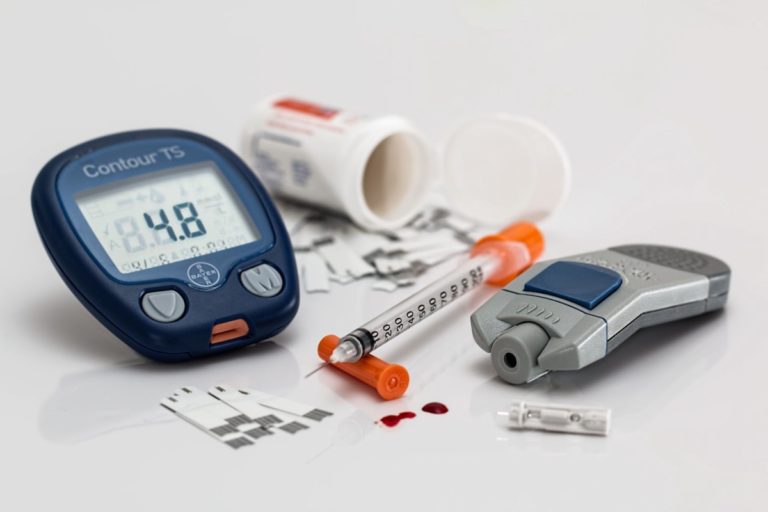 diabetes-blood-sugar-diabetic-medicine-46173-1200x800